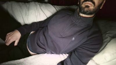 Renezel live cam on Cam4