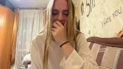 RennaEastman live cam on Cam4