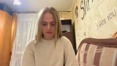 RennaEastman live cam on Cam4
