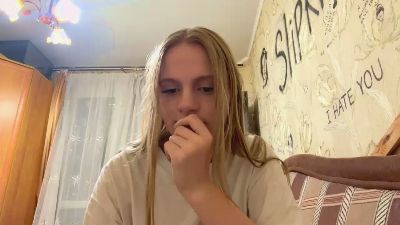 RennaEastman live cam on Cam4