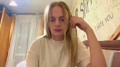 RennaEastman live cam on Cam4