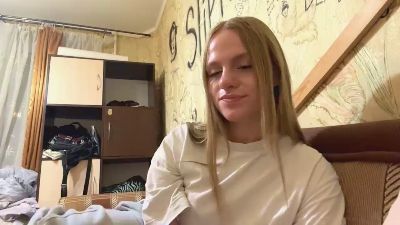 RennaEastman live cam on Cam4