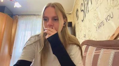 RennaEastman live cam on Cam4