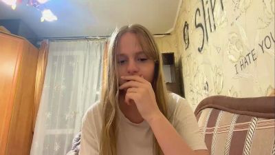 RennaEastman live cam on Cam4