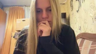 RennaEastman live cam on Cam4