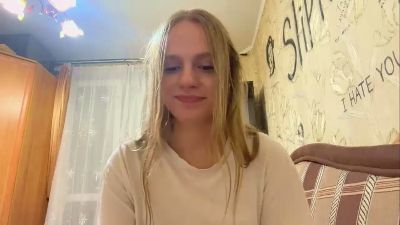 RennaEastman live cam on Cam4