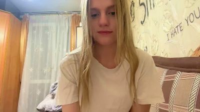 RennaEastman live cam on Cam4