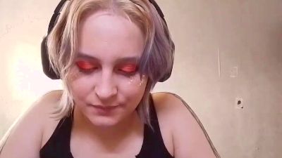 RennaTitch live cam on Cam4