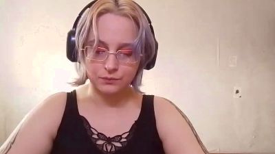 RennaTitch live cam on Cam4