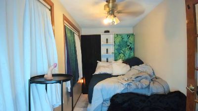 RescueMeFromMA live cam on Cam4