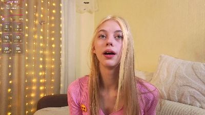 RessieCser live cam on Cam4