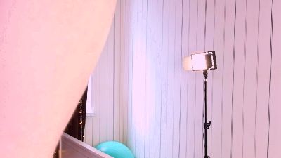 RessieCser live cam on Cam4