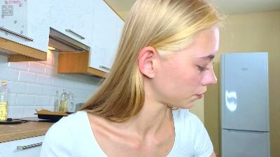RessieCser live cam on Cam4