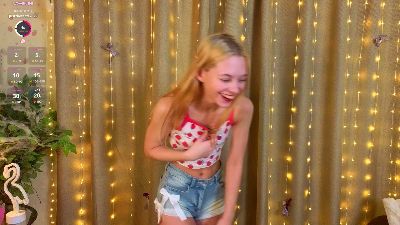 RessieCser live cam on Cam4