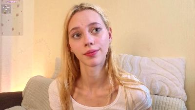 RessieCser live cam on Cam4