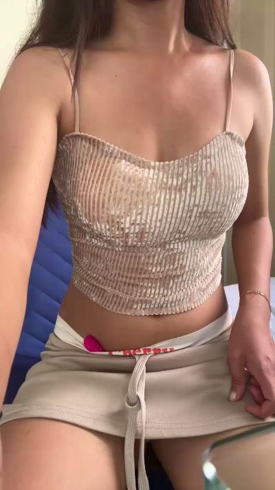 RessyTherstii live cam on Cam4