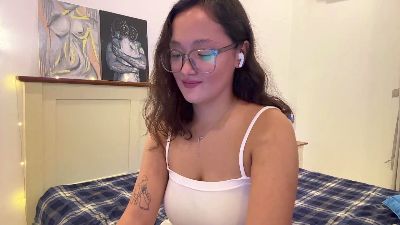 RethaShillito live cam on Cam4