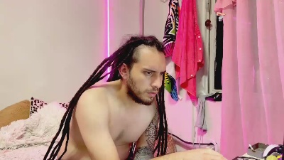 RetroMDuo live cam on Cam4