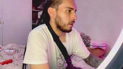RetroMDuo live cam on Cam4