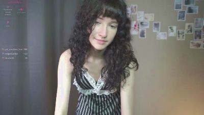RettaMahall live cam on Cam4