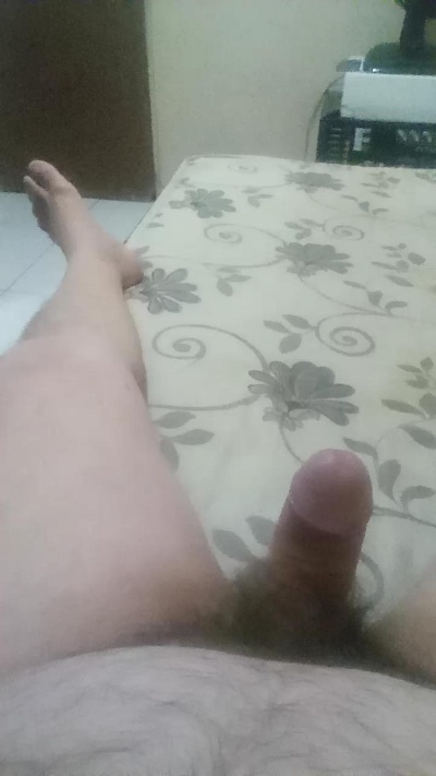 Reverendo2026 live cam on Cam4