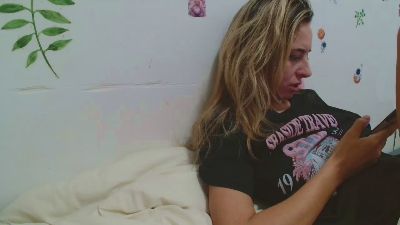 Rexxa_flower live cam on Cam4
