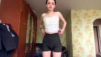 ReynaYau live cam on Cam4