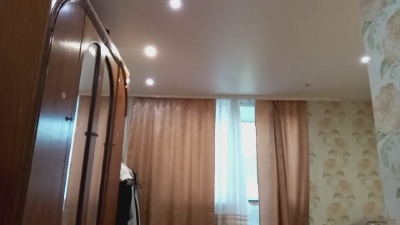 ReynaYau live cam on Cam4