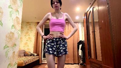 ReynaYau live cam on Cam4