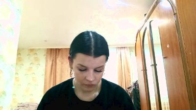 ReynaYau live cam on Cam4