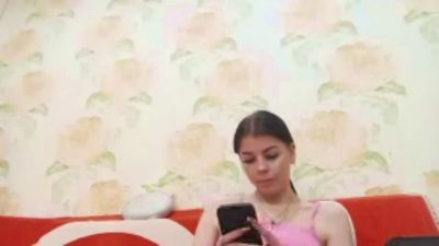 ReynaYau live cam on Cam4