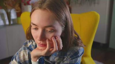 RhebaKinzer Live Cam on Cam4