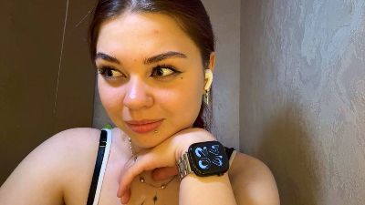 Profile and Statistics for RhiannonTaruc on Cam4