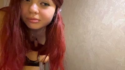 RhiannonTaruc live cam on Cam4
