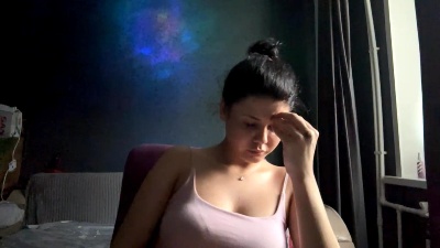 RiaDarakjy live cam on Cam4