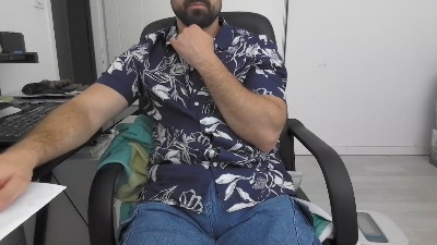 Ribeiro33240 live cam on Cam4