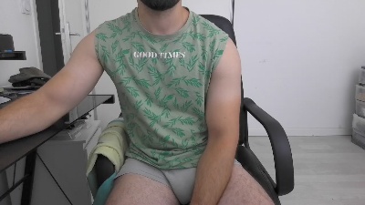 Ribeiro33240 live cam on Cam4
