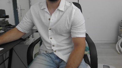 Ribeiro33240 live cam on Cam4