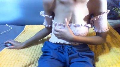 Ricah_bellah live cam on Cam4