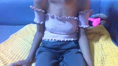 Ricah_bellah live cam on Cam4