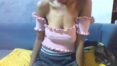 Ricah_bellah live cam on Cam4
