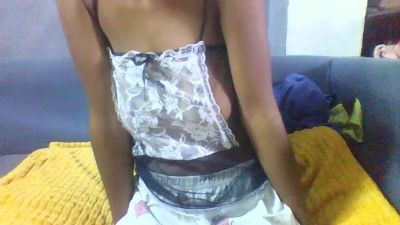 Ricah_bellah live cam on Cam4