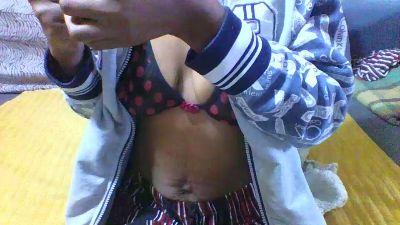 Ricah_bellah live cam on Cam4