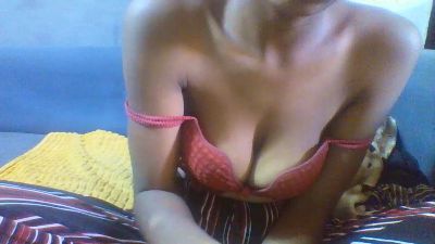 Ricah_bellah live cam on Cam4