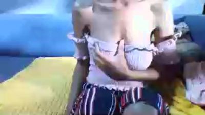Ricah_bellah live cam on Cam4