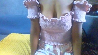 Ricah_bellah live cam on Cam4