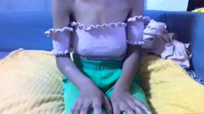 Ricah_bellah live cam on Cam4