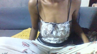 Ricah_bellah live cam on Cam4