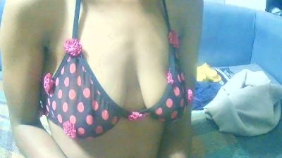 Ricah_bellah live cam on Cam4