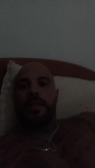 Ricardoviera69 live cam on Cam4